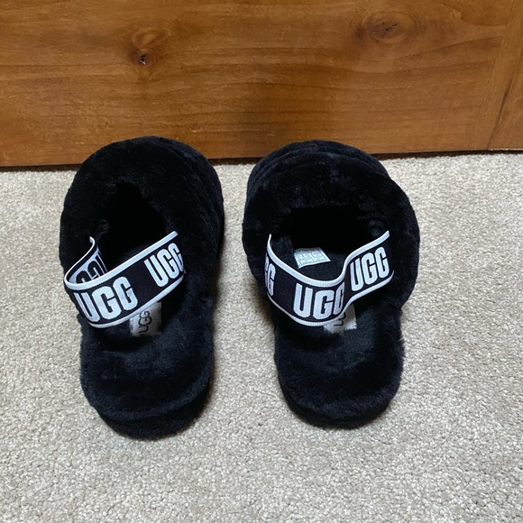 UGG Shoes - UGG BLACK FLUFF YEAH GENUINE SHEARLING SLIDE